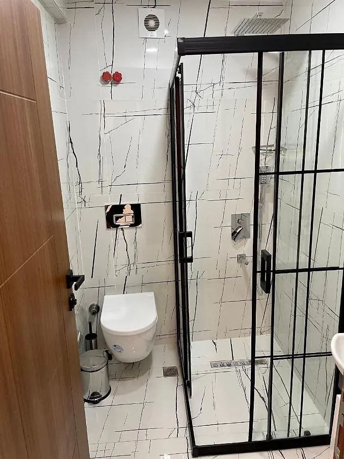 Crowned Hotel Istanbul
