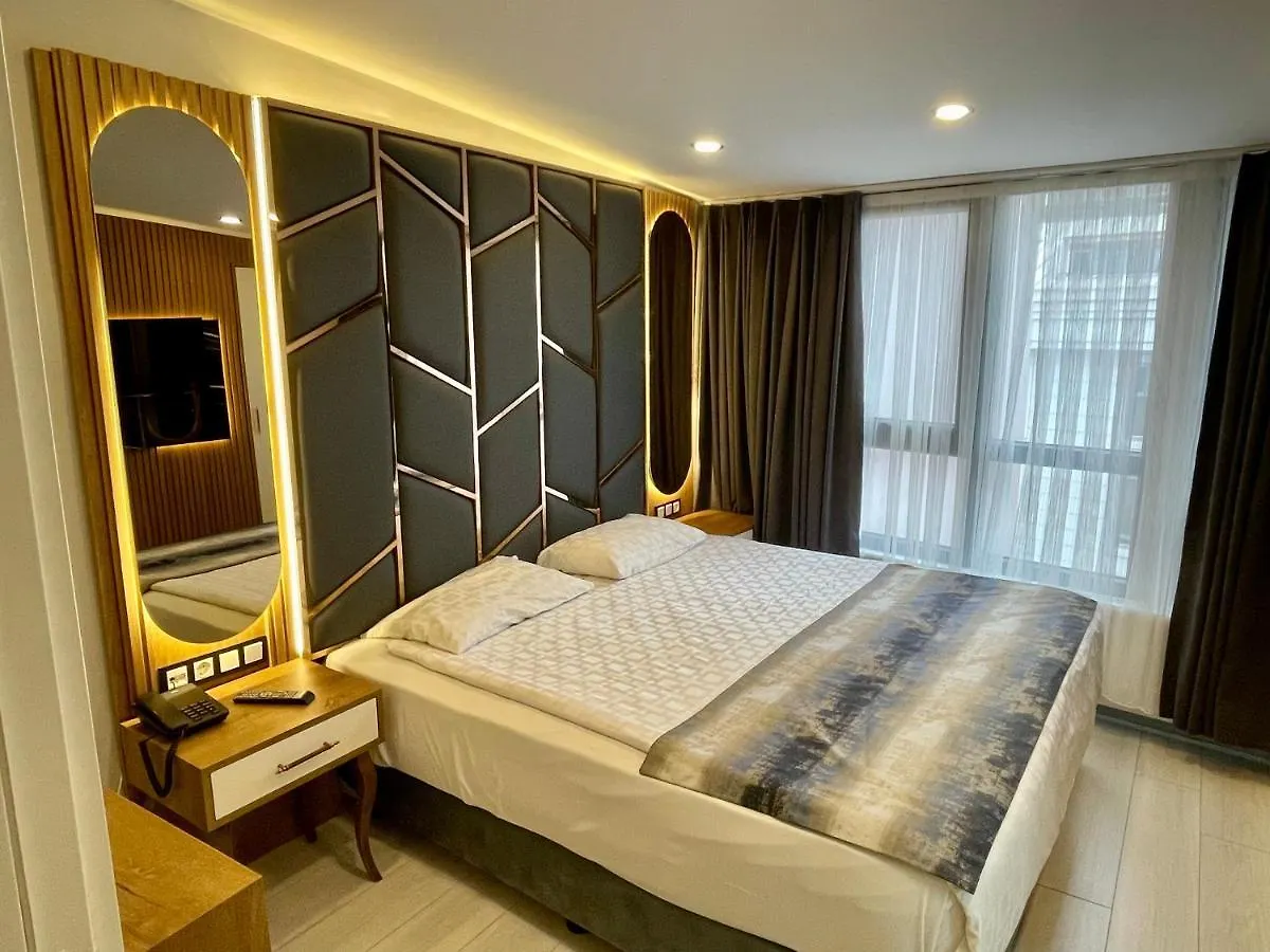 Crowned Hotel Istanbul 3*,  Turkey